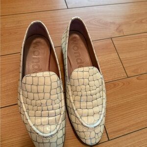 WONDERS WOMEN'S BORDELLE - WHITE CROC